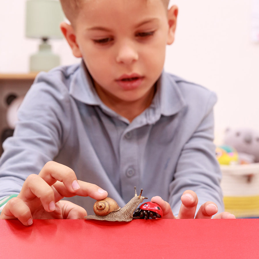 Figurine Coccinelle Papo en PVC, thème insectes, Collection Animaux des jardins, jouet éducatif idéal pour enfants et collectionneurs